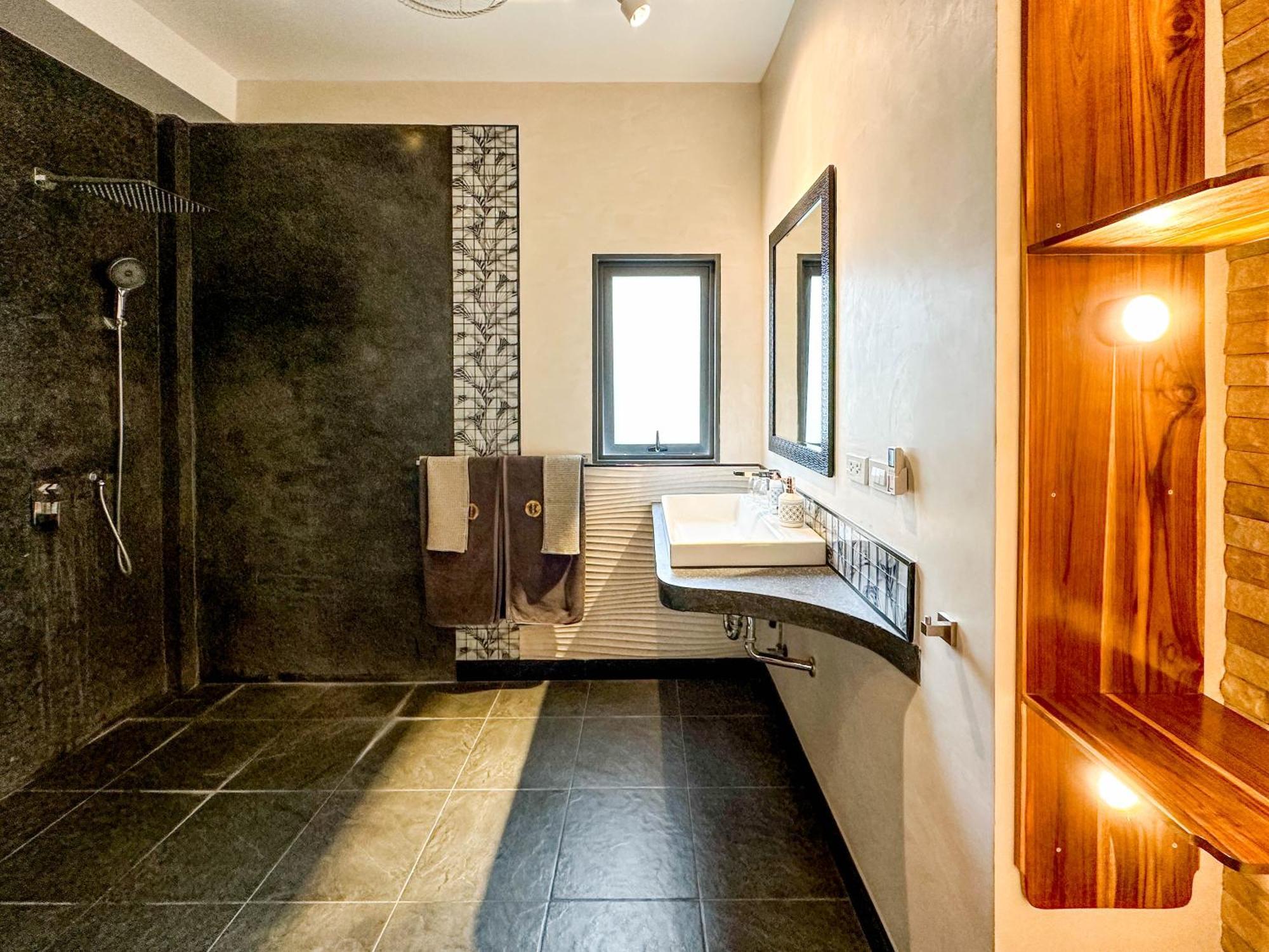 La Belle Vie - Boutique Hotel Adults Only 반 타이 외부 사진